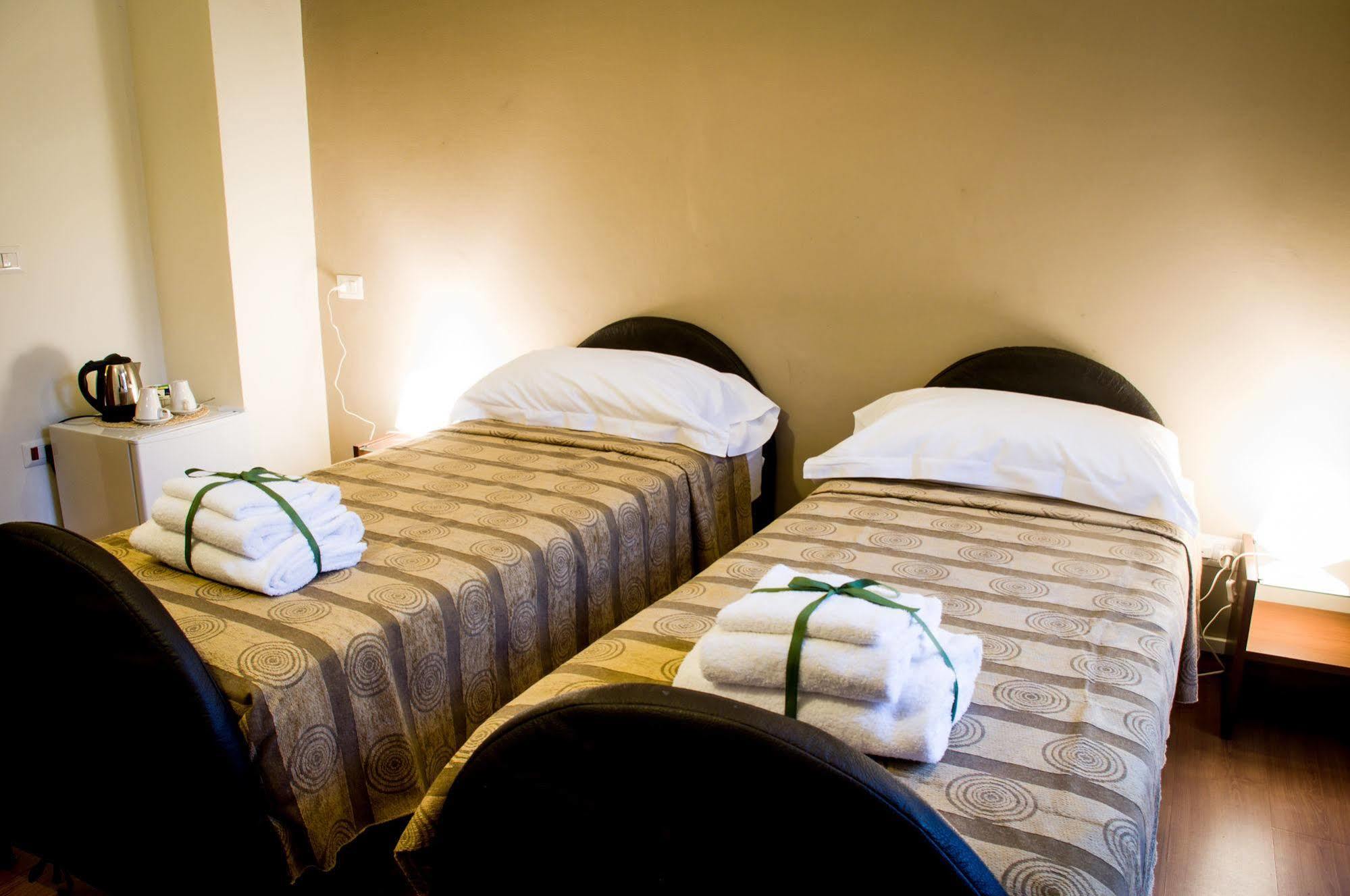 Residenza Betta Bed & Breakfast ฟลอเรนซ์ ภายนอก รูปภาพ
