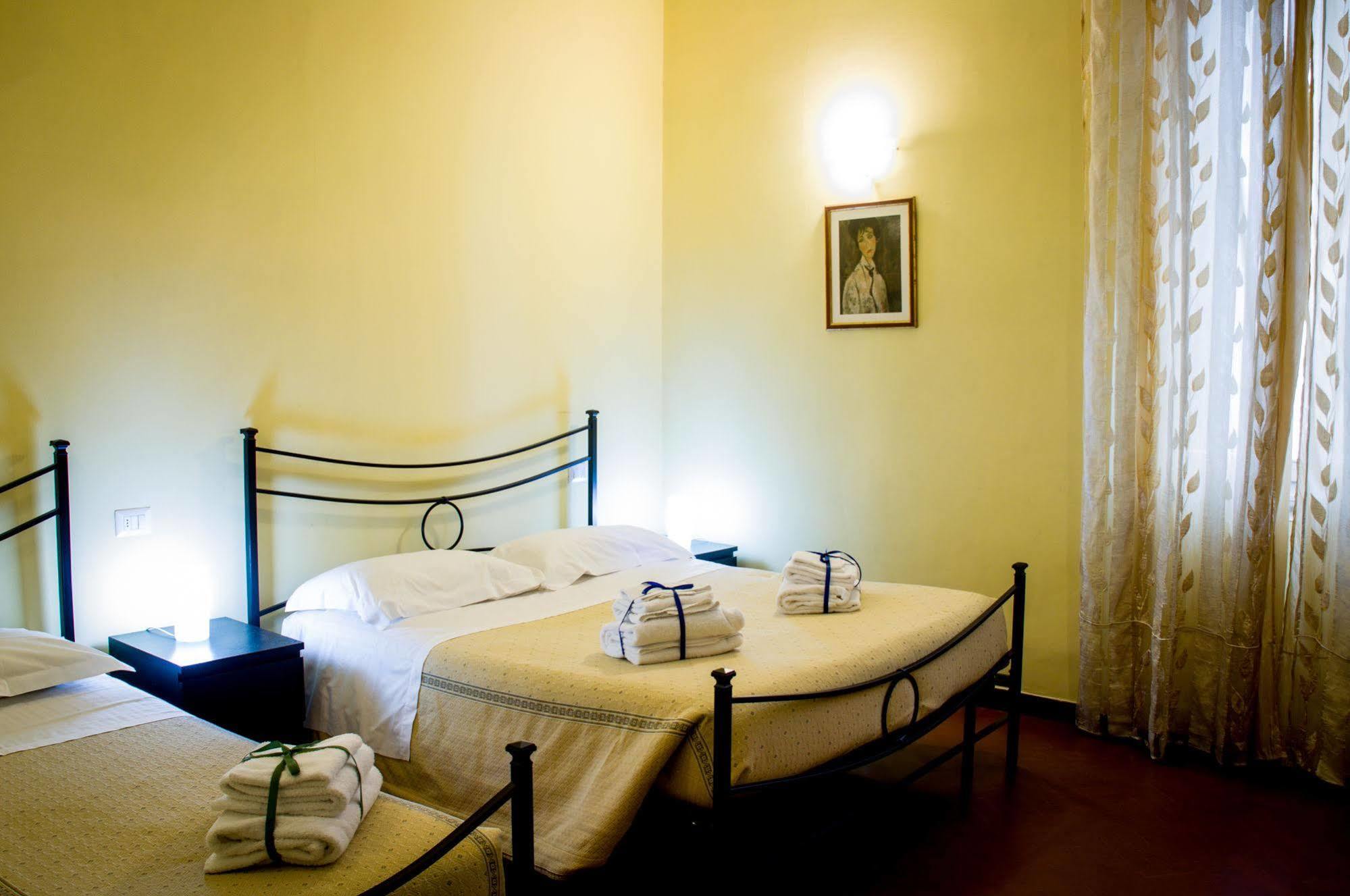 Residenza Betta Bed & Breakfast ฟลอเรนซ์ ภายนอก รูปภาพ