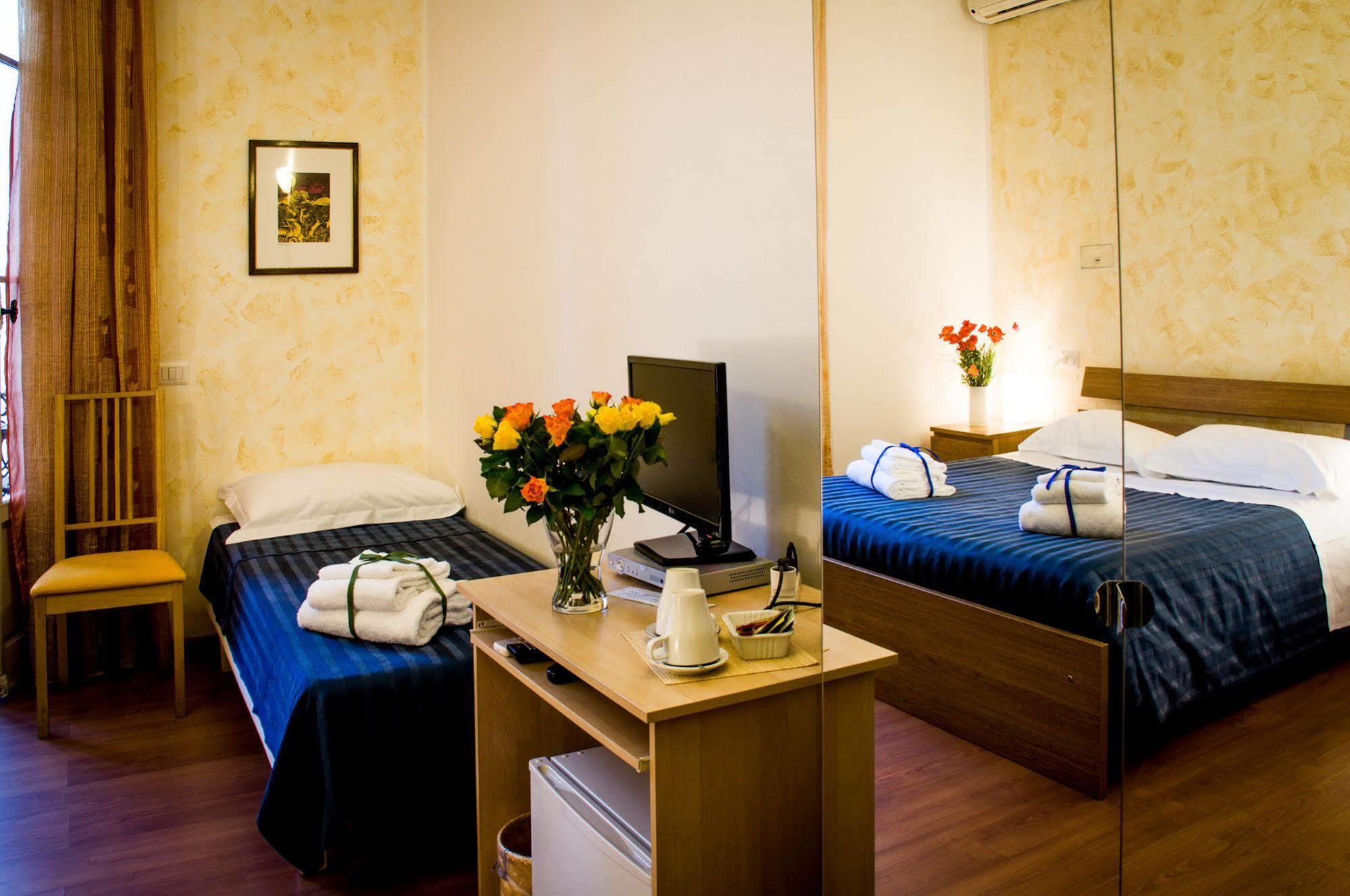 Residenza Betta Bed & Breakfast ฟลอเรนซ์ ภายนอก รูปภาพ