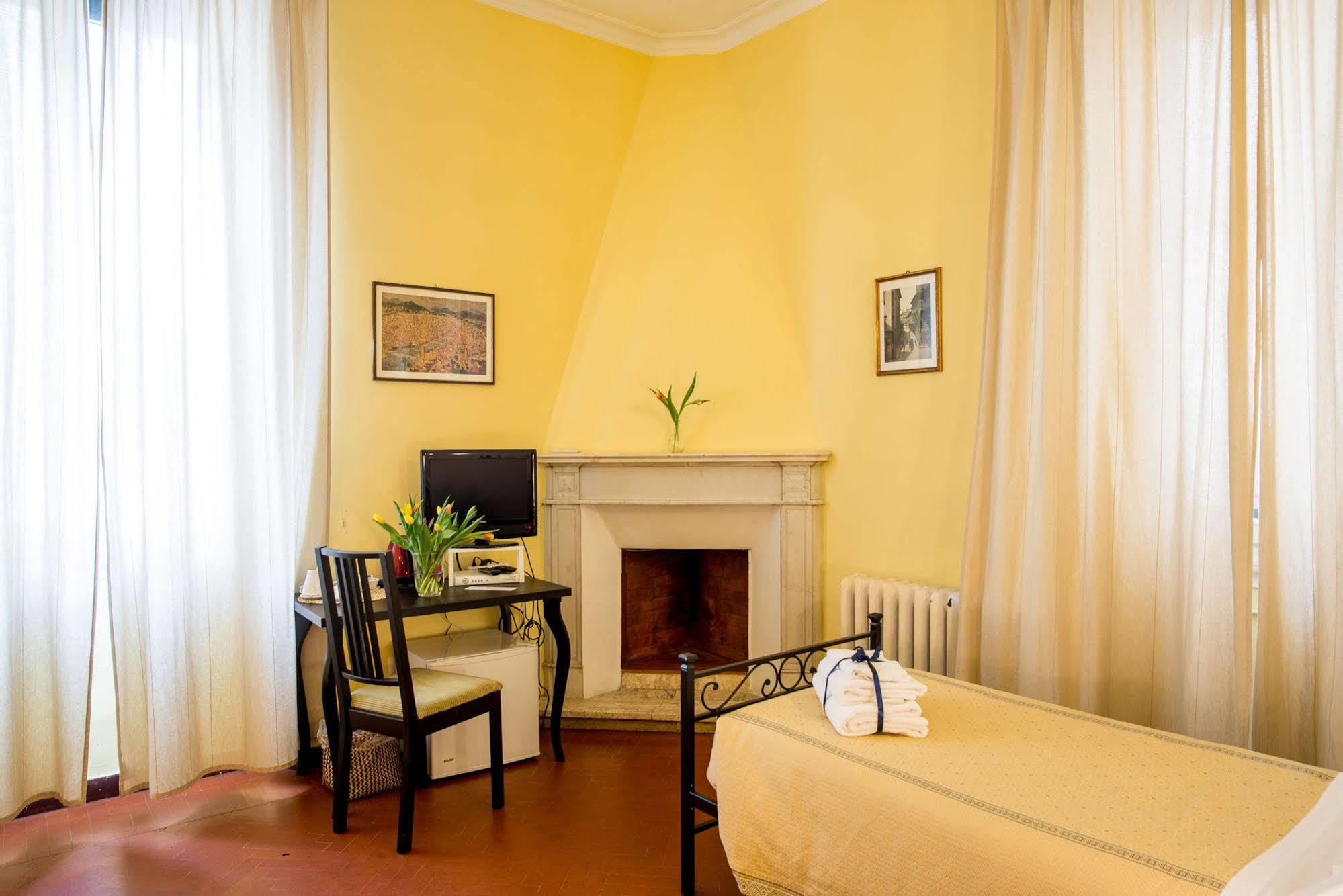 Residenza Betta Bed & Breakfast ฟลอเรนซ์ ภายนอก รูปภาพ
